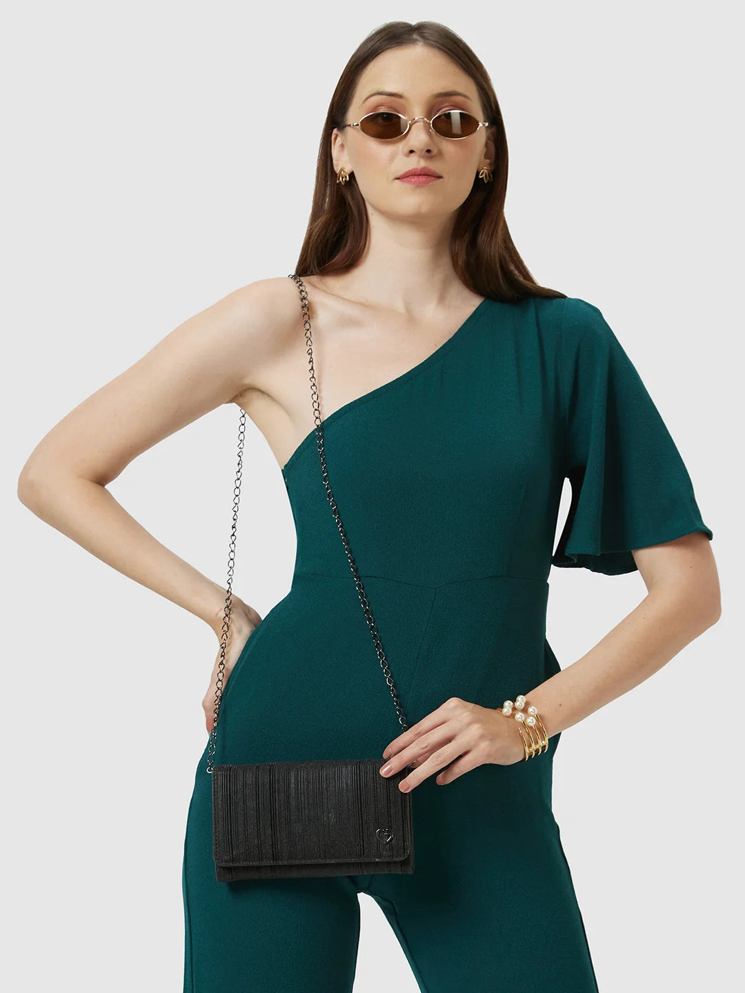 Caprese Party Bluma Medium Black Clutch - Image 3