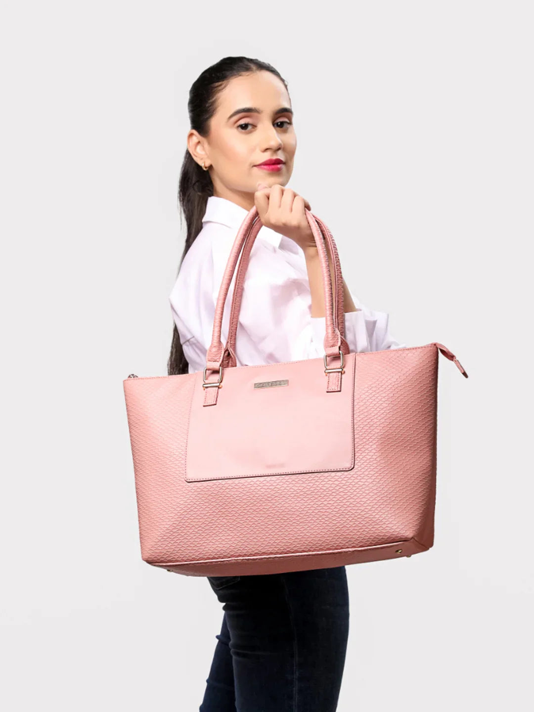 Caprese Fiona Large Light Pink Laptop Tote Bag - Image 2