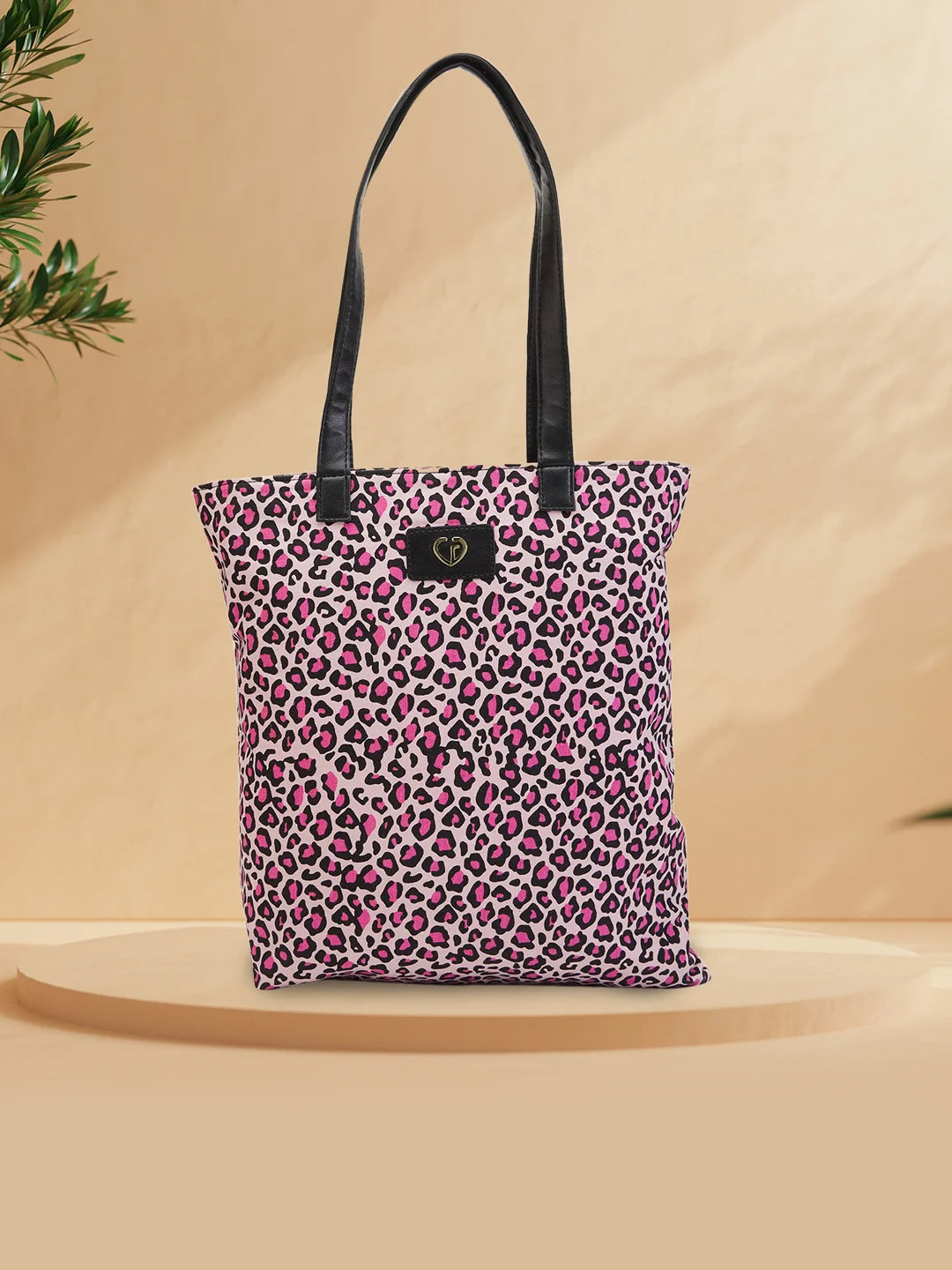 Caprese Karel Medium Fuschia Tote Bag - Image 3