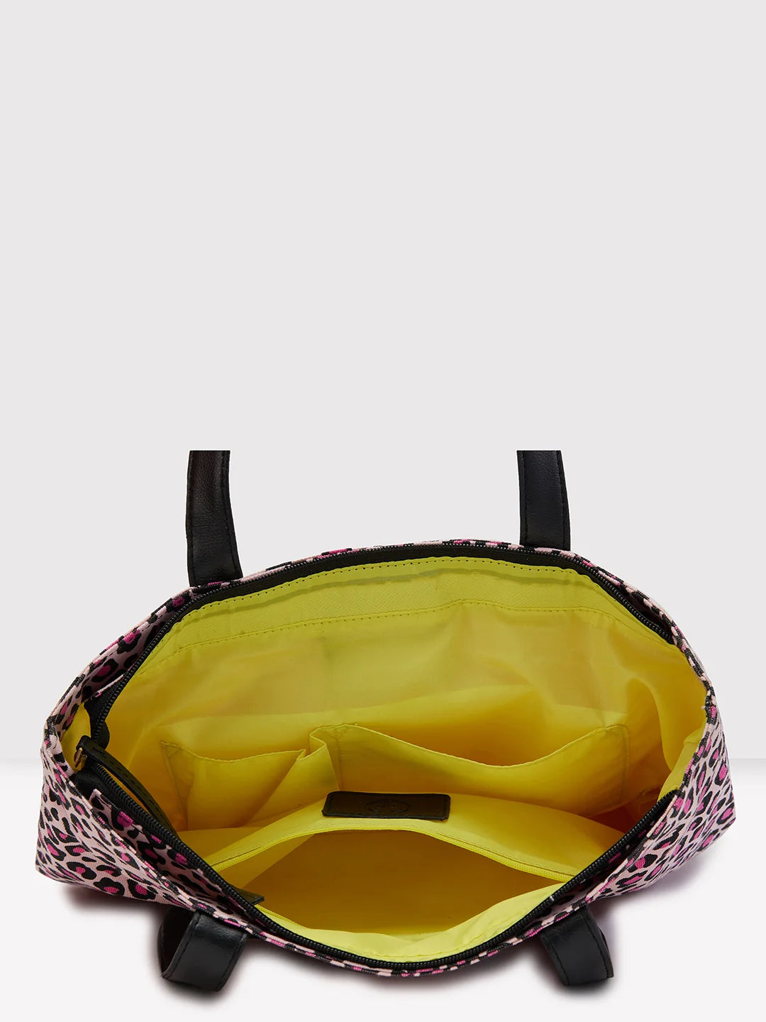 Caprese Karel Medium Fuschia Tote Bag - Image 7