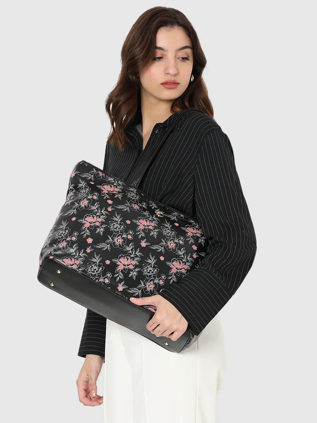 Caprese Snow Printed Large Black Laptop Tote Bag - Image 10