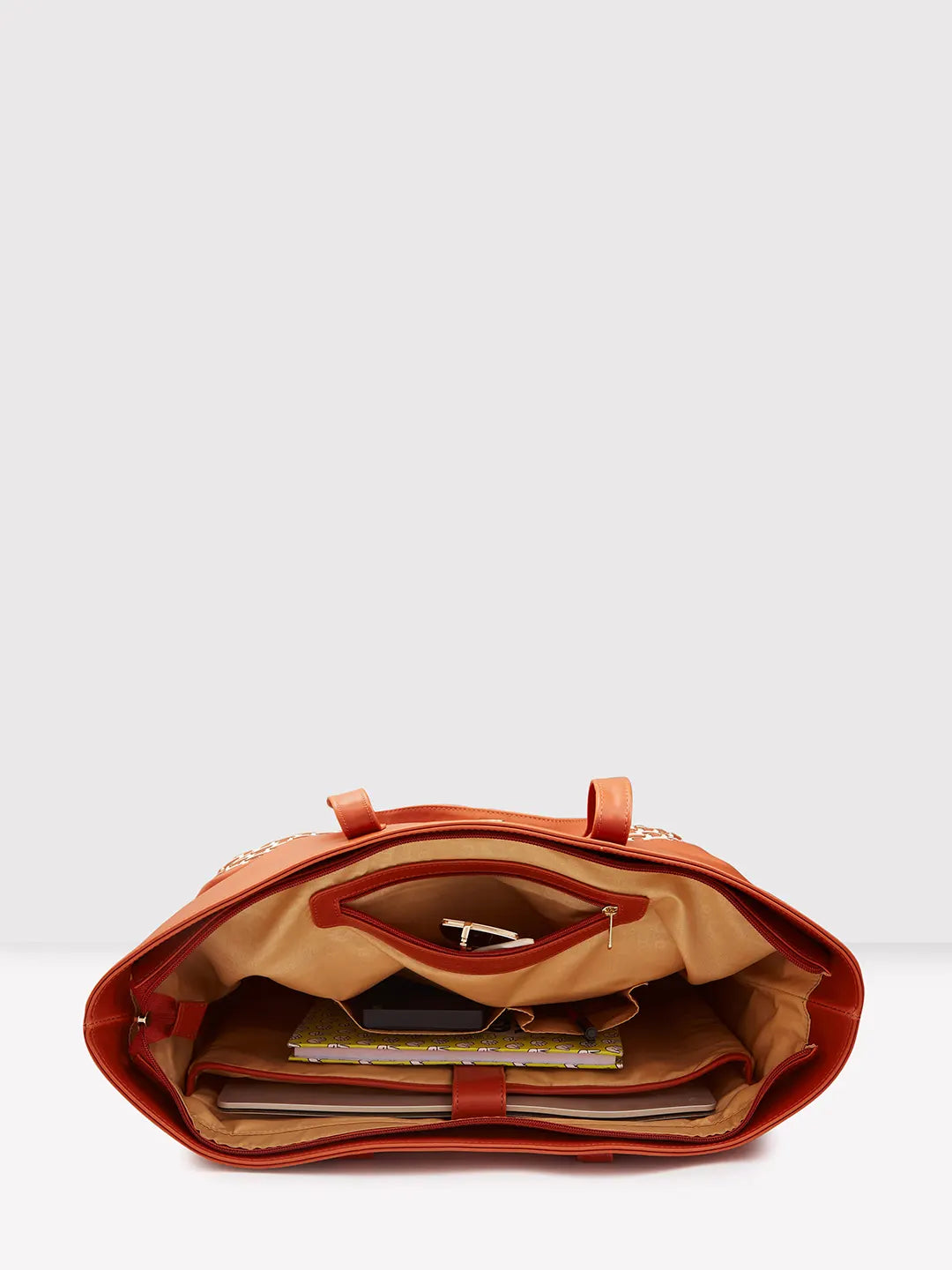 Caprese Zeta Large Tan Laptop Tote Bag - Image 8