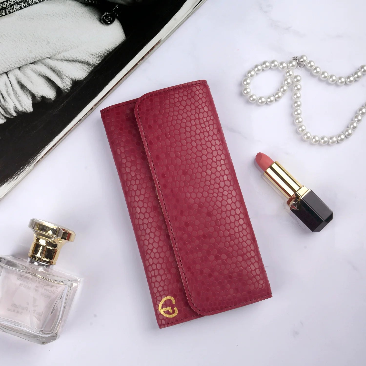 Caprese Pernille Medium Red Wallet - Image 2